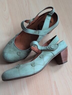 Sandals Brako